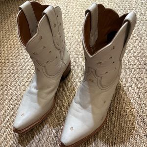 RANCH ROAD Presidio Short White 6.5 star boots